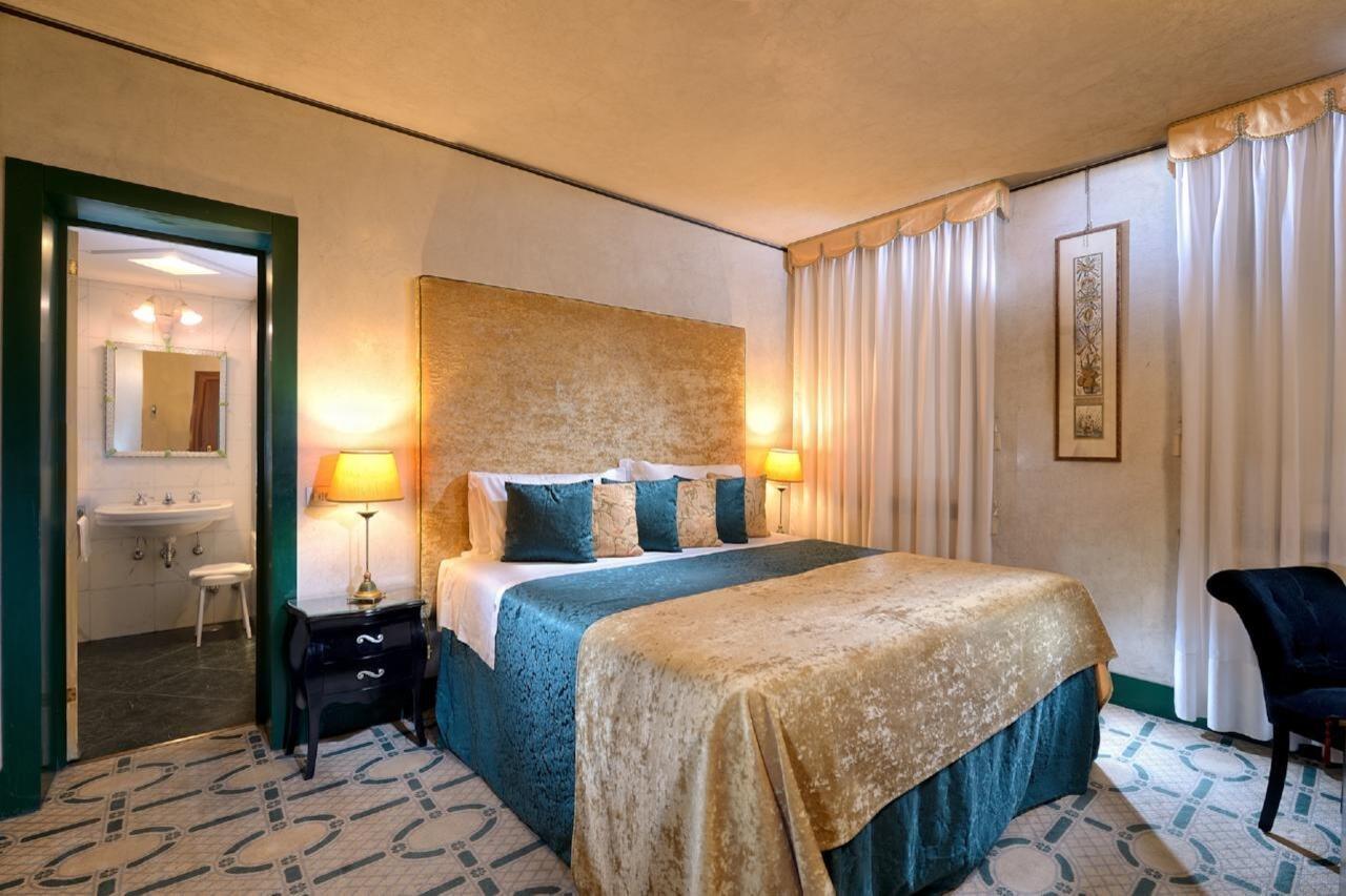 Palazzo Del Giglio Hotel Венеция Екстериор снимка