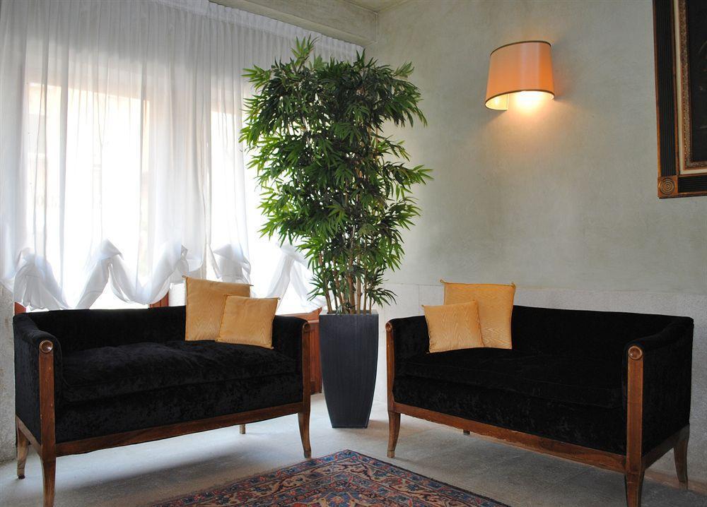 Palazzo Del Giglio Hotel Венеция Екстериор снимка
