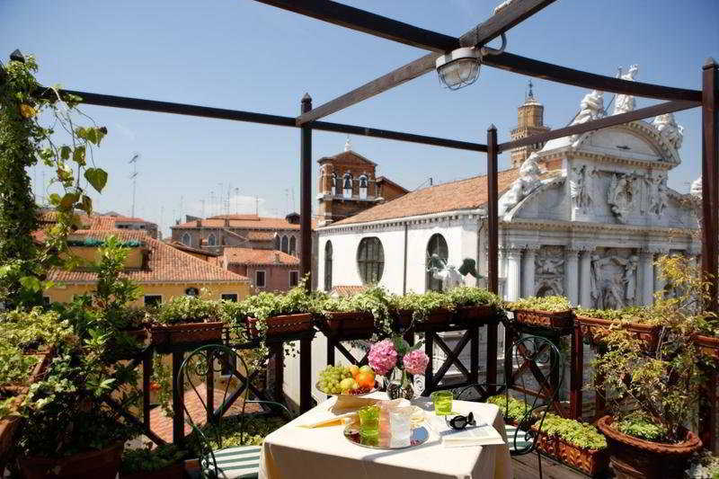 Palazzo Del Giglio Hotel Венеция Екстериор снимка